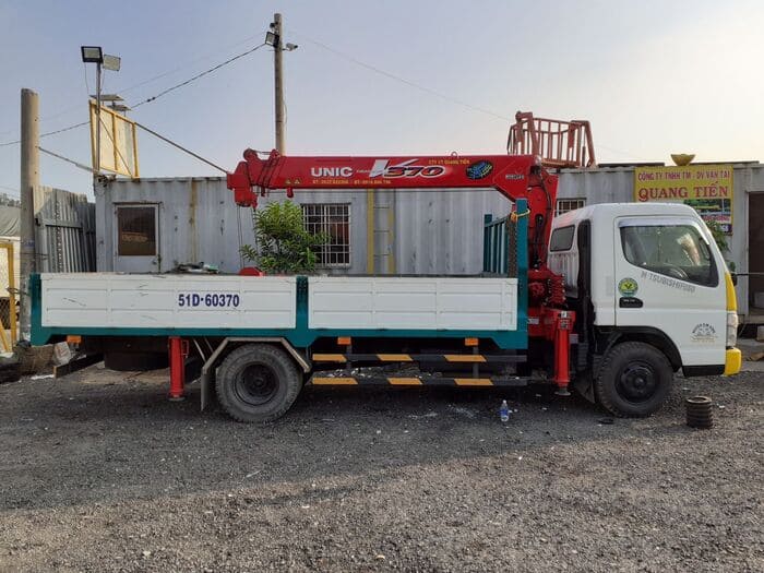 Vận tải Minh Hoà cung cấp xe cẩu cho thuê giá tốt
